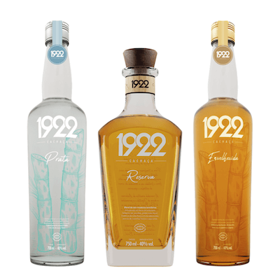 Combo com três garrafas de cachaça