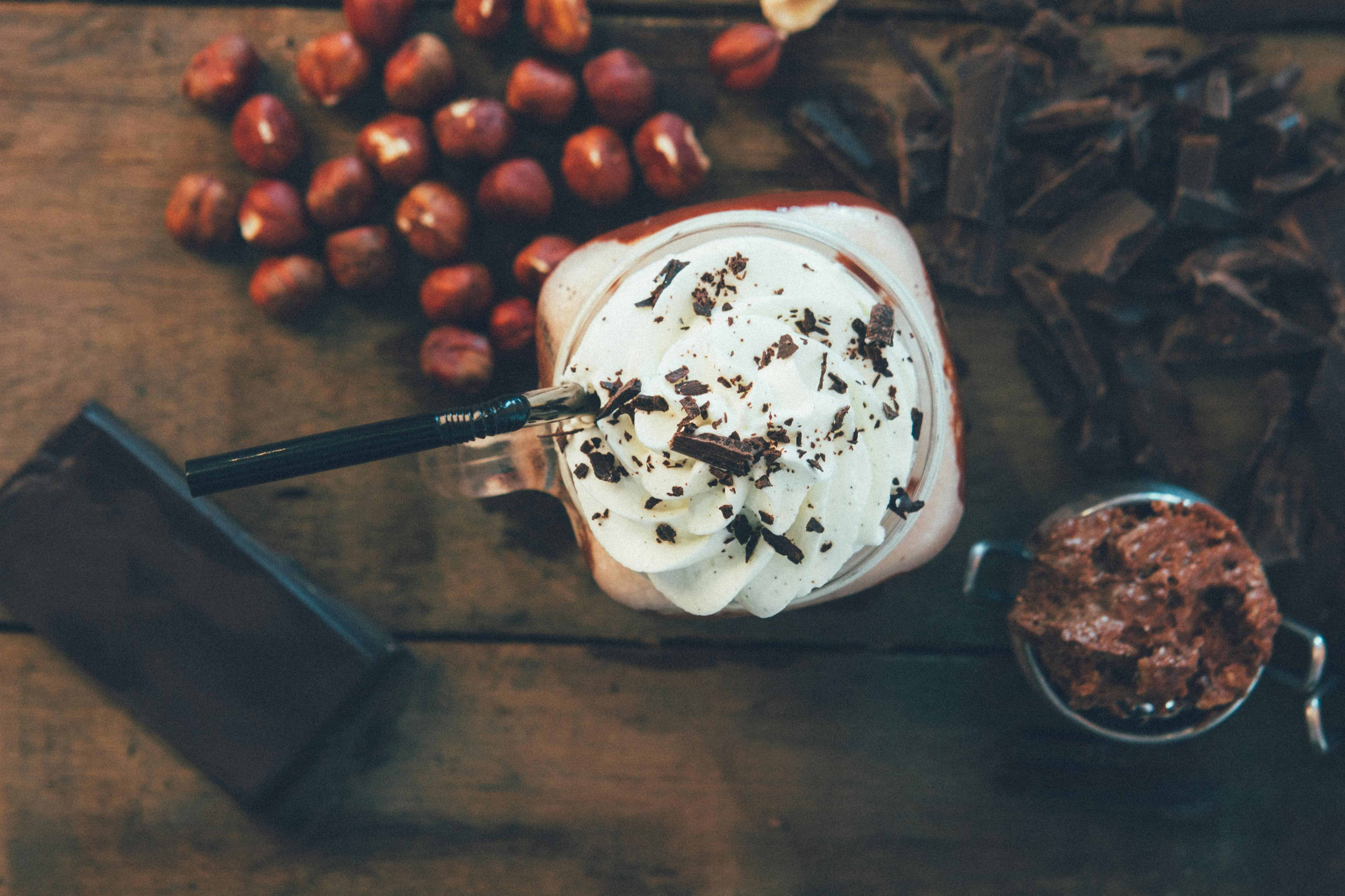 Drinks Temáticos de Páscoa: Transforme o Chocolate em Experiência