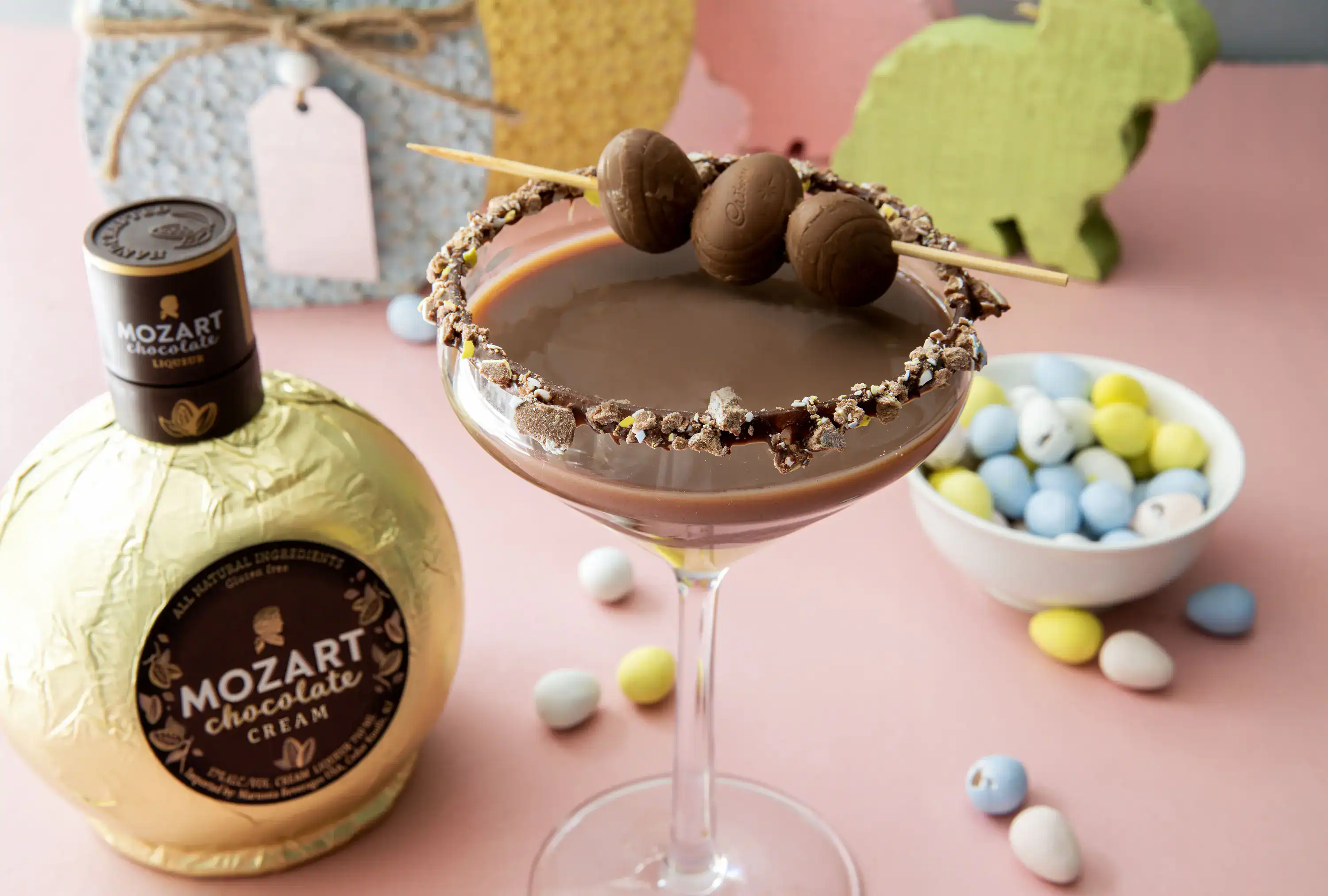 Drinks Temáticos de Páscoa: Transforme o Chocolate em Experiência