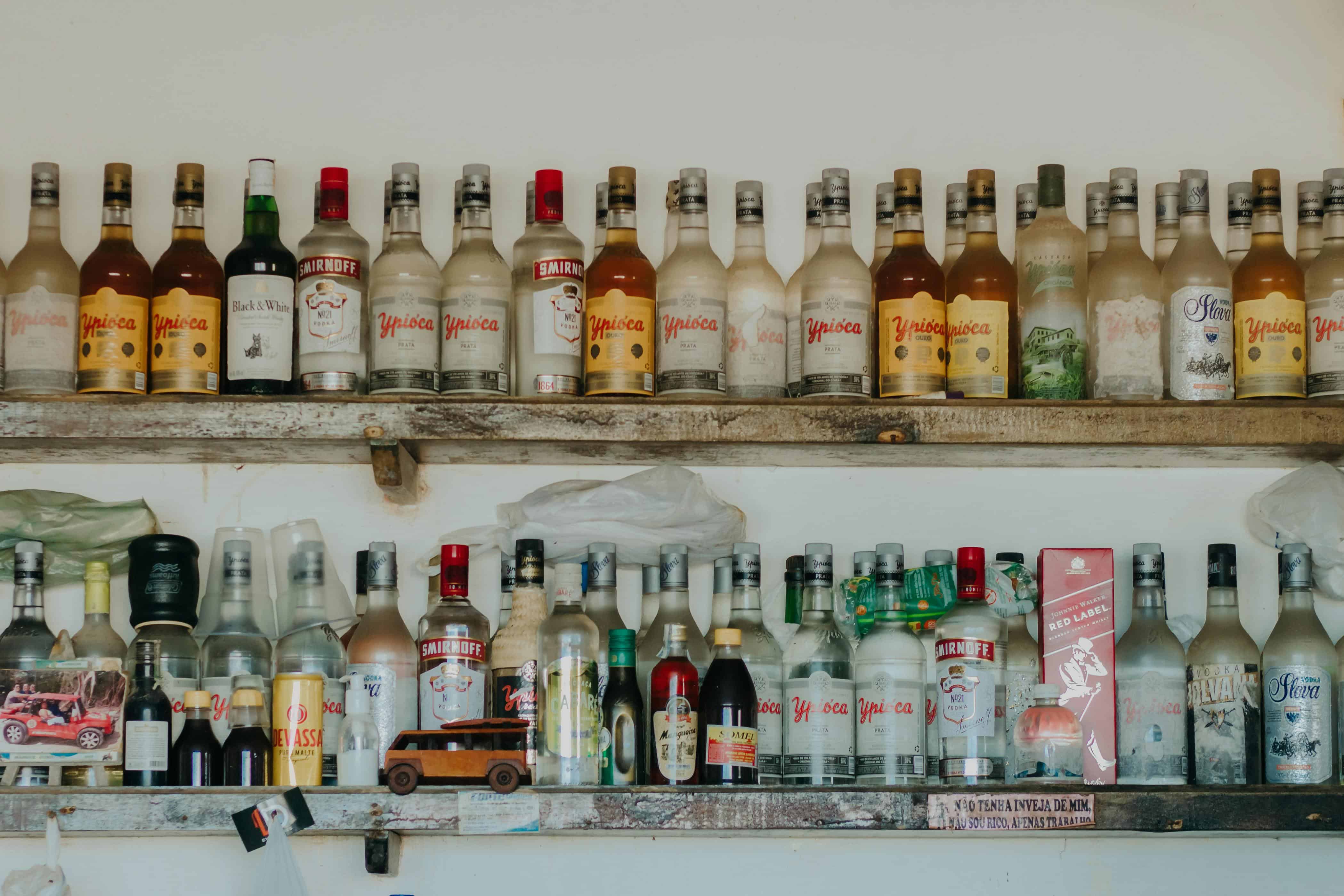 Bebidas típicas brasileiras que você precisa conhecer